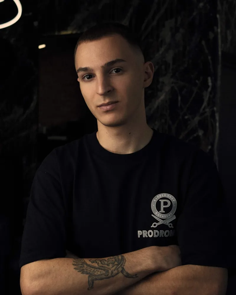 Живко, бръснар в Prodromov Barbershop, Бургас